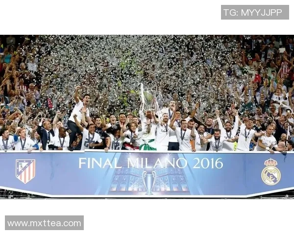 西甲巅峰对决皇马与巴萨争夺冠军荣耀的精彩直播盛宴 西甲巅峰对决皇马与巴萨争夺冠军荣耀的精彩直播盛宴