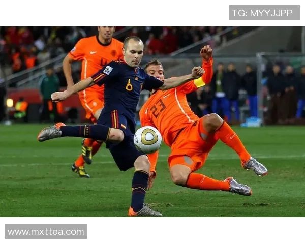 欧洲杯预选赛精彩对决荷兰队迎战德国队直播全程回顾与分析 欧洲杯预选赛精彩对决荷兰队迎战德国队直播全程回顾与分析