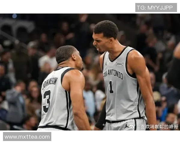 2017年NBA季后赛马刺与灰熊第四场精彩对决回顾与分析