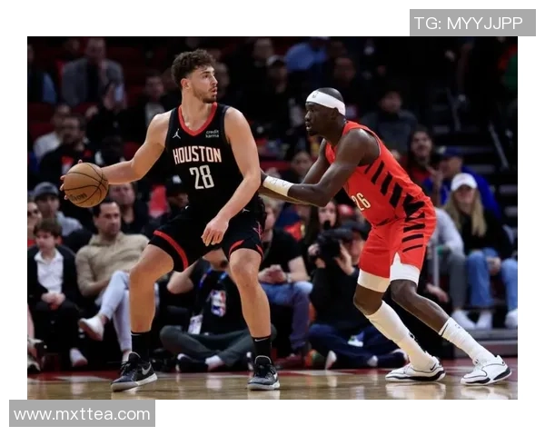 火箭与开拓者精彩对决回顾1月16日全场比赛精彩瞬间重温 火箭与开拓者精彩对决回顾1月16日全场比赛精彩瞬间重温